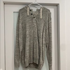 H&M hoodie pullover in heathered gray.